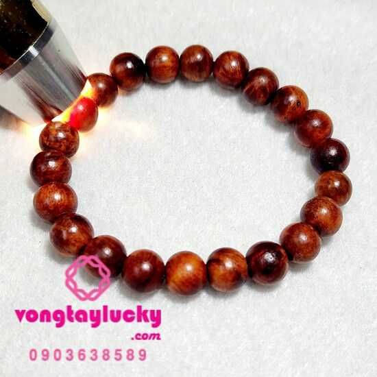 vòng tay gỗ huyết long, vòng tay gỗ huyết rồng, vòng tay gỗ huyết long nu, vòng tay mệnh mộc, gỗ huyết rồng hợp mệnh gì?