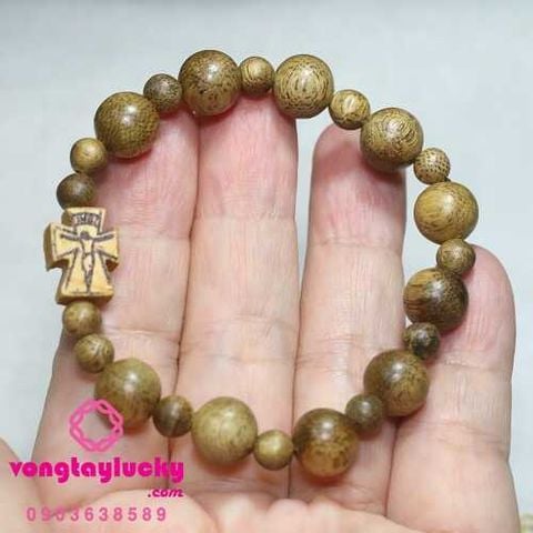 Chuỗi mân côi trầm hương tự nhiên 10li