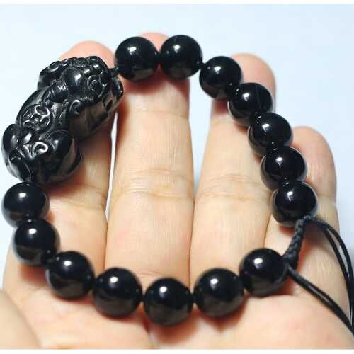 Vòng tay mã não đen mix tỳ hưu đá đen
