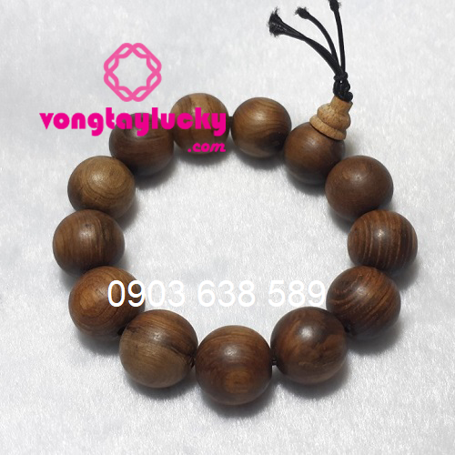 vòng tay gỗ thủy tùng, vòng tay gỗ thơm, vòng tay gỗ trừ tà, vòng tay may mắn, gỗ thủy tùng hợp mệnh gì, tác dụng của gỗ thủy tùng