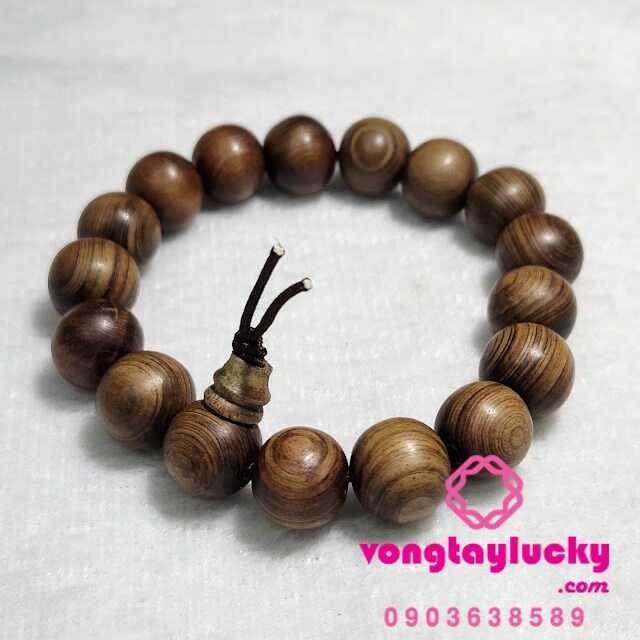 vòng tay gỗ thủy tùng, vòng tay gỗ thơm, vòng tay gỗ trừ tà, vòng tay may mắn, gỗ thủy tùng hợp mệnh gì, tác dụng của gỗ thủy tùng