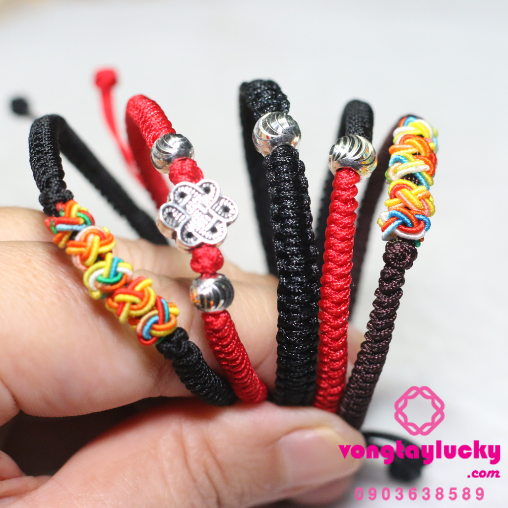vòng tay chỉ đỏ Thái lan, vòng tay may mắn, vòng tay cát tường, vòng tay phối phụ kiện bạc  Thái, vòng tay phong thủy, vòng tay handmade