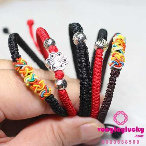 vòng tay chỉ đỏ Thái lan, vòng tay may mắn, vòng tay cát tường, vòng tay phối phụ kiện bạc  Thái, vòng tay phong thủy, vòng tay handmade