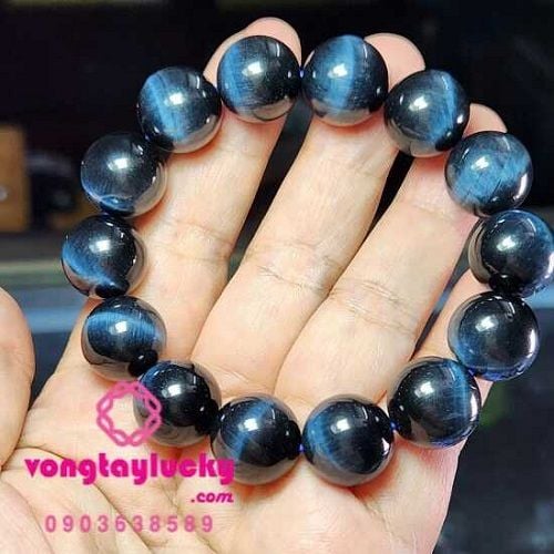 MẪu 1: Vòng tay đá mắt hổ xanh dương đen 14,5 li Vip 5A. Mẫu 2: cùng loại hạng 3A
