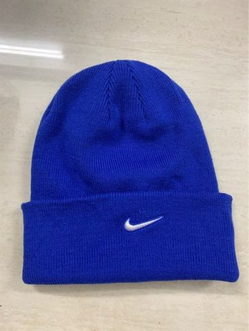 Mũ Small Swoosh Beanie