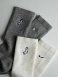 Tất / Vớ NK Everyday Plus Cushioned Crew Socks (2 Pairs)