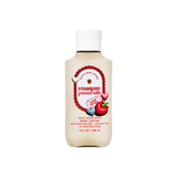  HXT - Sữa Dưỡng Thể Bath & Body Works Strawberry Pound Cake Daily Nourishing Body Lotion 236ml 