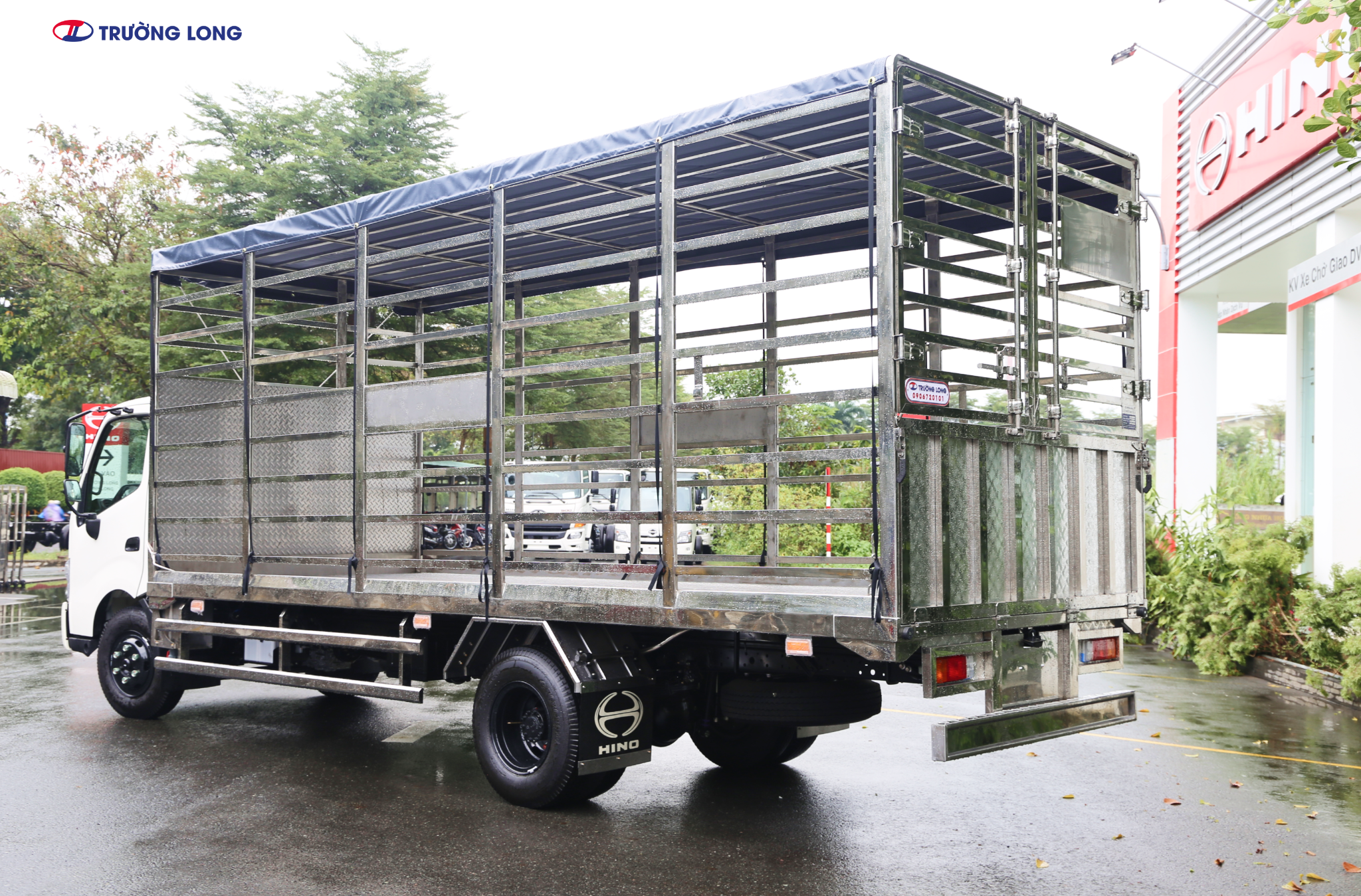 HINO XZU 730L - Xe Gia Cầm 3 Tấn 4