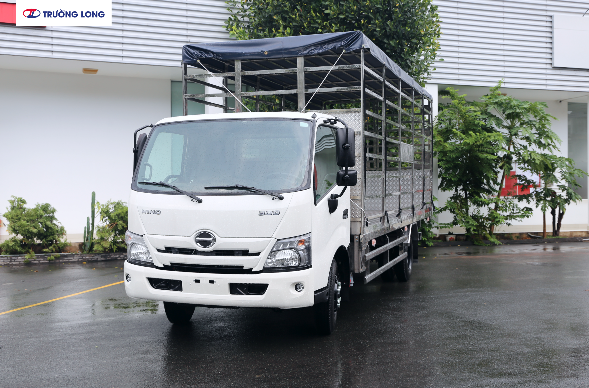 HINO XZU 730L - Xe Gia Cầm 3 Tấn 4