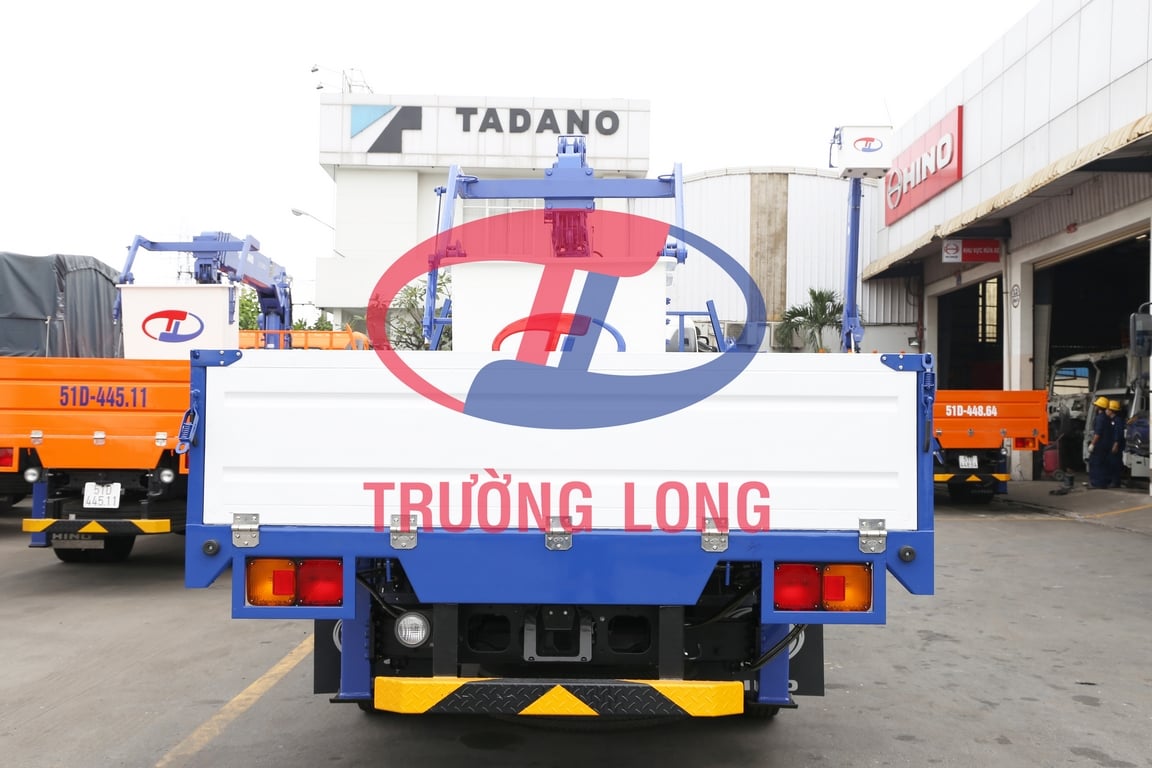5 Ton Hino Crane Truck