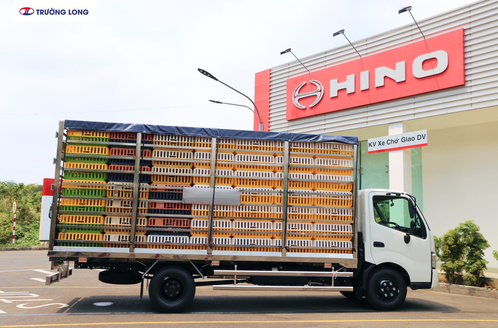HINO XZU 720L - Xe Gia Cầm 3T