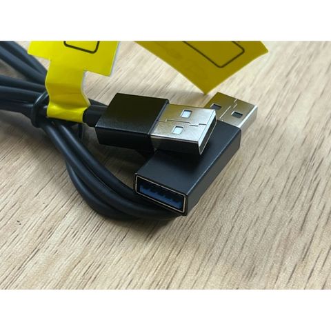 Cáp truyền dữ liệu chữ Y
