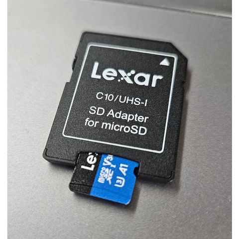 Áo đọc thẻ nhớ SD Adapter for MicroSD Lexar