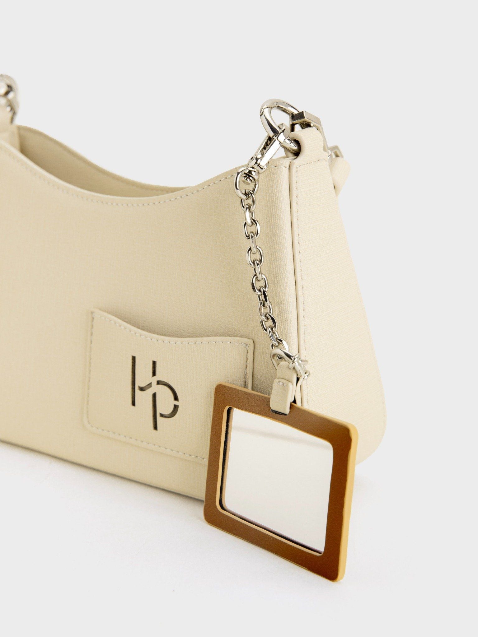  Túi Đeo Vai Hobo Đáy Vuông Love Charm Size 23 