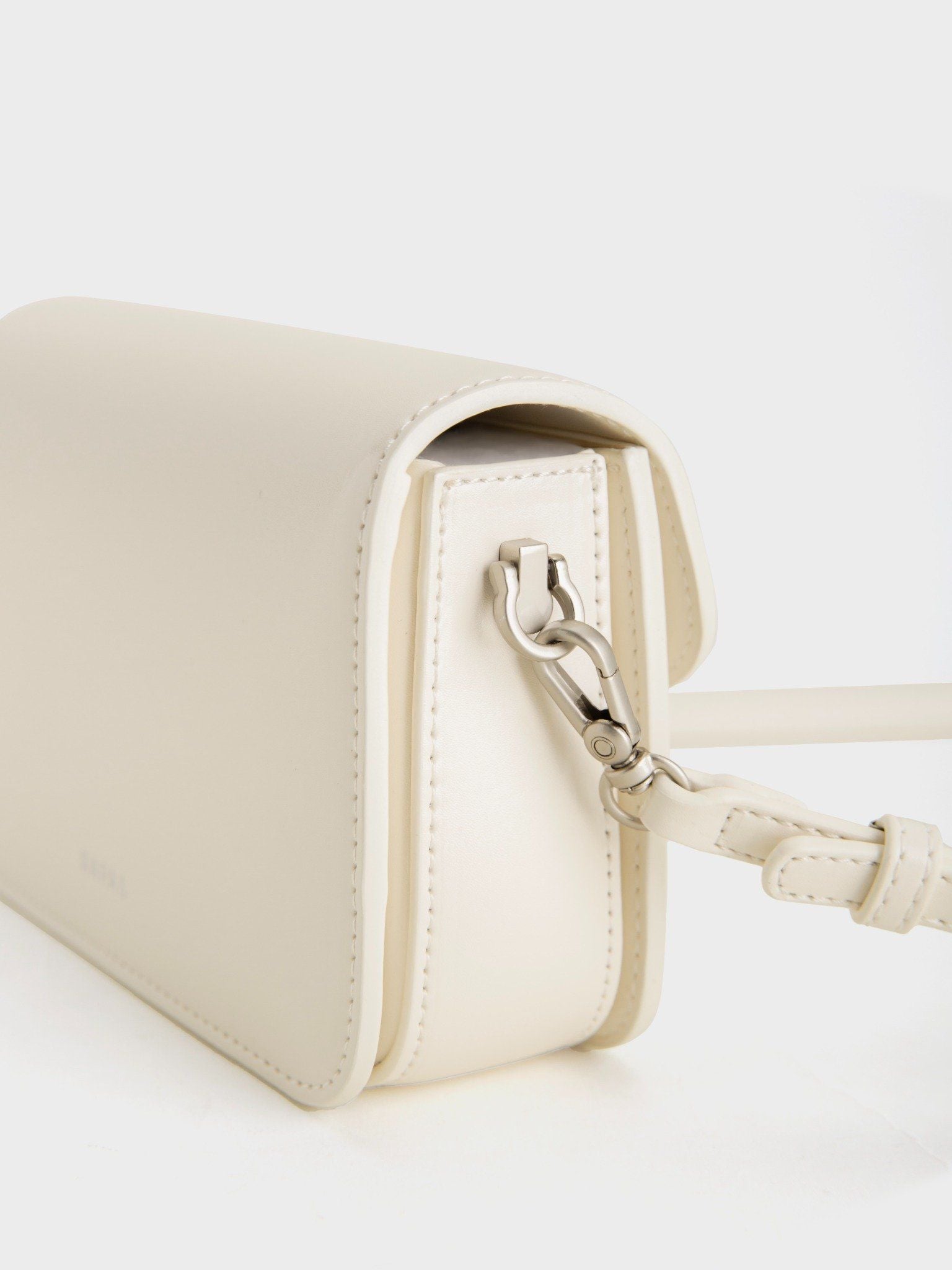  Túi Đeo Chéo Nắp Gập Khóa H 