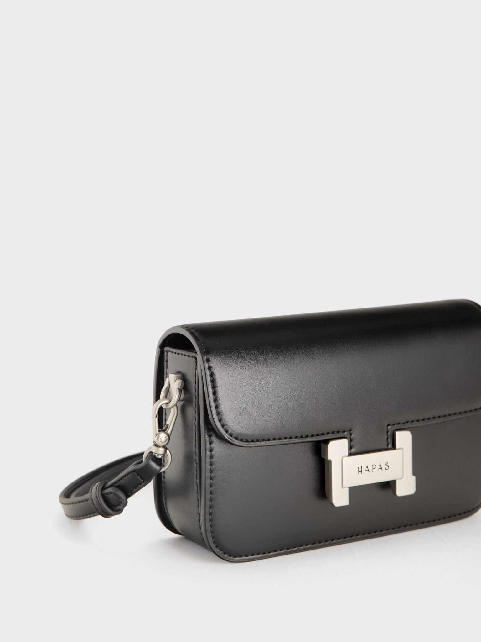  Túi Đeo Chéo Nắp Gập Khóa H 