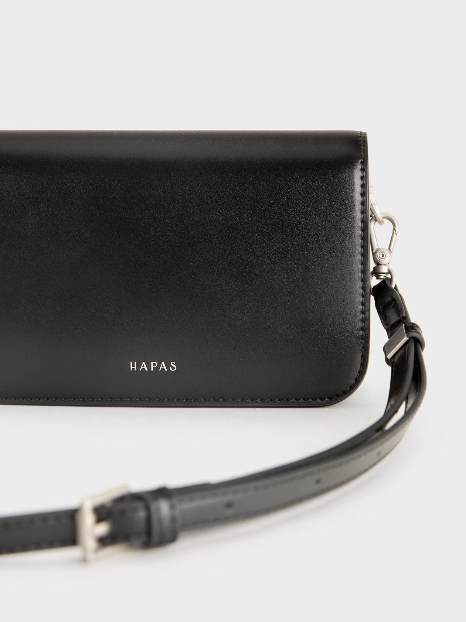  Túi Đeo Chéo Nắp Gập Khóa H 