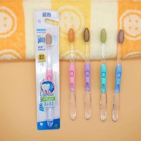 Bàn Chải Đánh Răng Hàn Quốc Sợi Lông 0,01mm Siêu Mềm Mịn Nhiều Màu.