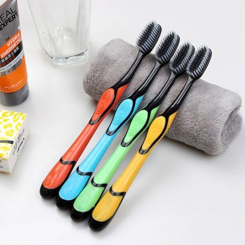 Bàn Chải Đánh Răng Than Tre Hoạt Tính Hàn Quốc Thế Hệ Mới - Bảo Vệ Răng Miệng Khỏi Vi Khuẩn