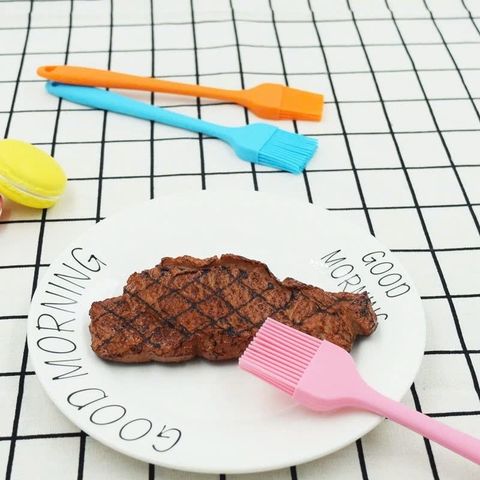 Chổi Quét Dầu, Bơ, Nước Sốt Dùng Cho Bé ăn Dặm Hoặc Làm Bánh Chất Liệu Silicon An Toàn Vệ Sinh.