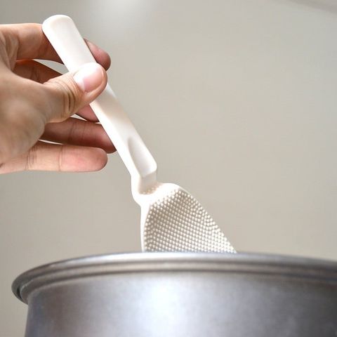Vá Xới Cơm Chống Dính Thiết Kế Gác Nồi Thông Minh KM 350 Hàng Xuất Nhật.