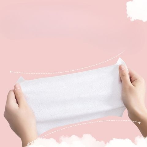 Bịch 8 Gói Khăn Giấy Ướt Mini Bỏ Túi Tiện Dụng Bằng Vải Không Dệt Cao Cấp (64 khăn)