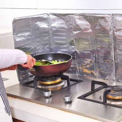 Tấm Nhôm Chắn Gió Bếp Ga - Chống Bắn Dầu Mỡ Đa Năng Tiện Lợi.