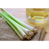 Nước Lau Sàn Nhà Chứa Tinh Dầu Chanh Sả Chuẩn Spa Đuổi Muỗi, Kiến, Gián, Côn Trùng - Chai 1 Lít