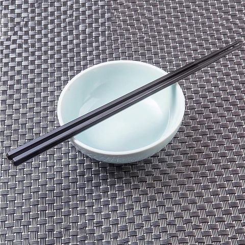 Combo 10 Đôi Đũa Nhựa Phíp Nhật Cao Cấp Kháng Khuẩn, Vệ Sinh - Chịu Nhiệt.