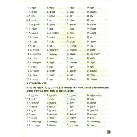 Sách tham khảo - Hướng dẫn ôn thi vào lớp 10 môn Tiếng Anh theo định hướng phát triển năng lực