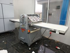 Máy cán bột Hongling H-630E