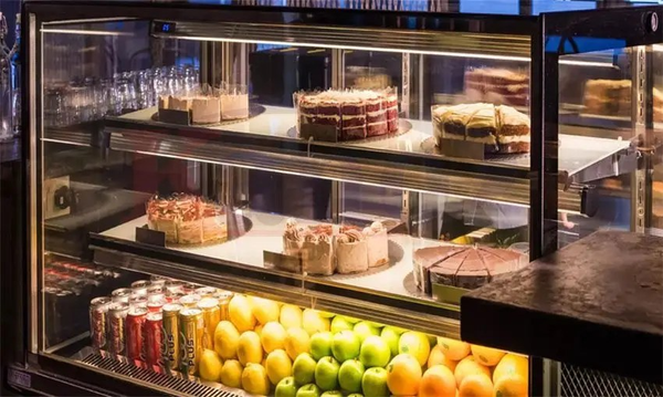 Tủ mát trưng bày bánh kính vuông 2m4  Berjaya RCS24SB13 - 2FB