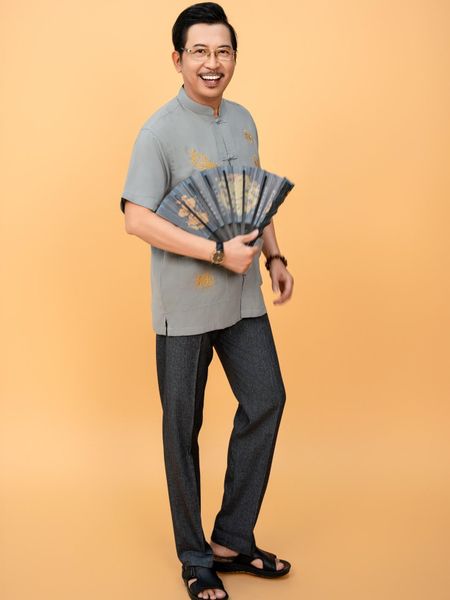 Áo sơ mi cổ trụ trung niên nam THÁI KHANG vải Đũi mịn thiêu rồng ATK10