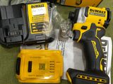 Thân máy Vặn Vít Dùng Pin Dewalt DCF850N 