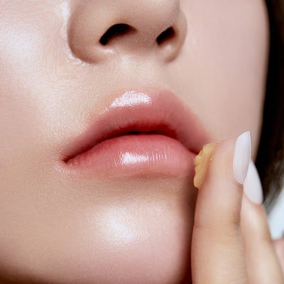 Mặt Nạ Dưỡng Môi Glamrr Q Vegan B5 Super Lip Sleeping Mask (10ml)