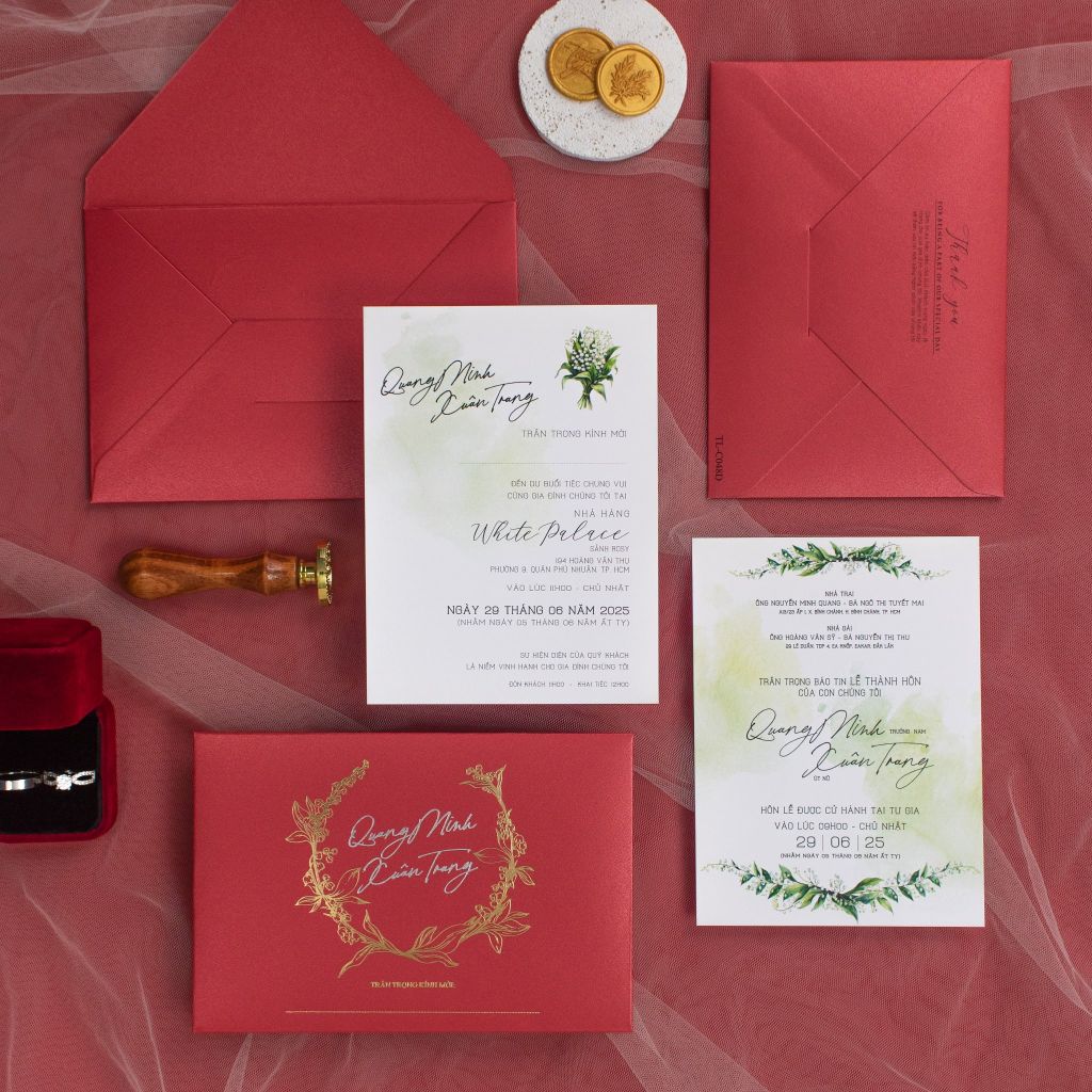 Thiệp cưới phong cách tân cổ điển với sắc đỏ và ép kim sang trọng - TL-C048D