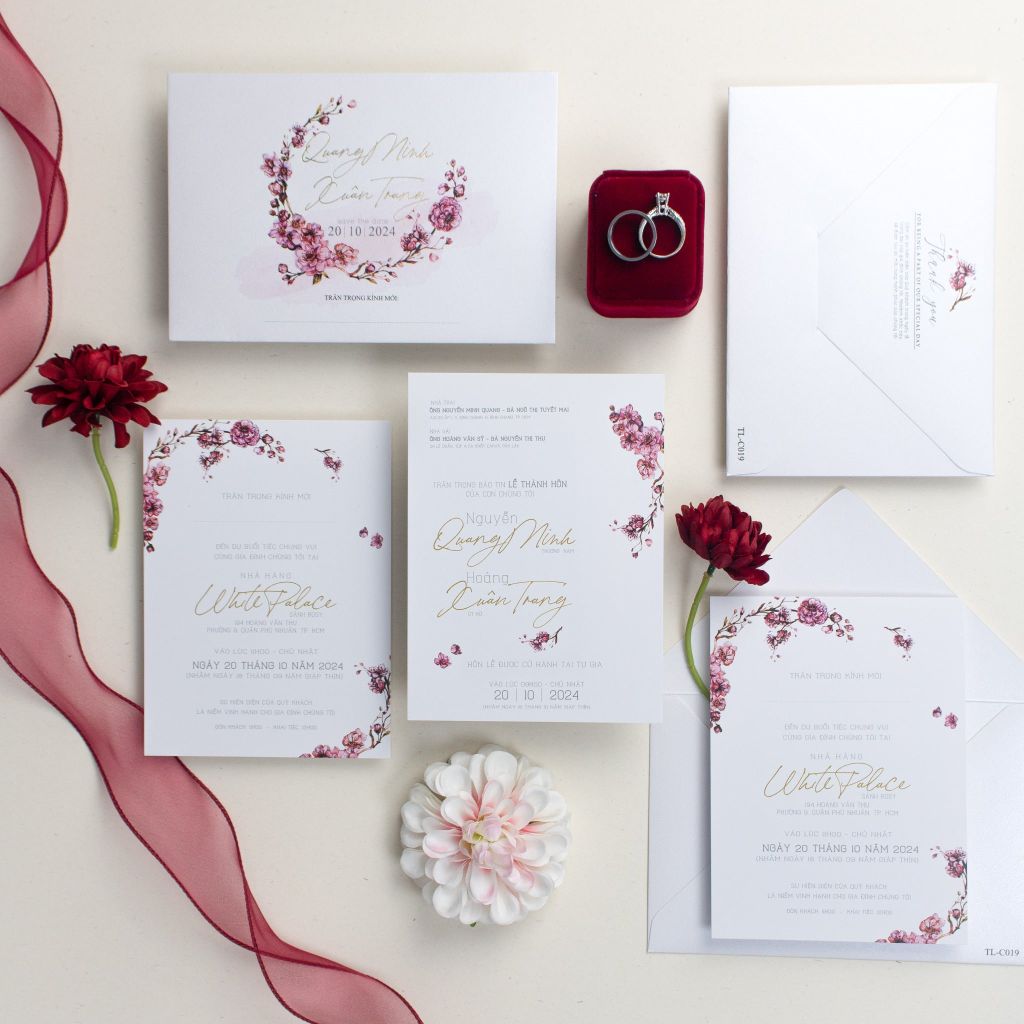 Thiệp Cưới Vòng Hoa Anh Đào Ép Kim Sang Trọng - TL-C019