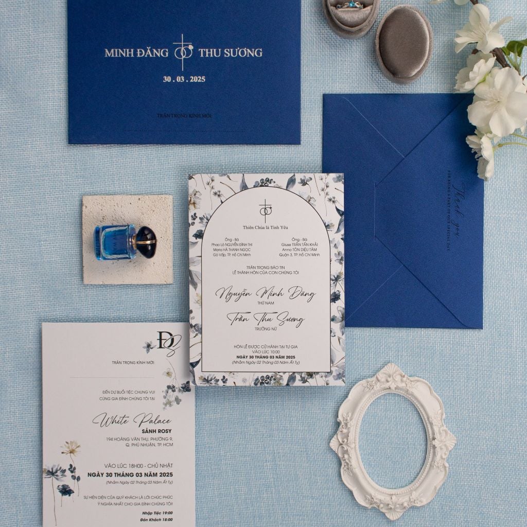 Thiệp Cưới Navy Blue Bản Giao Hưởng Tình Yêu Sang Trọng - TL-C054