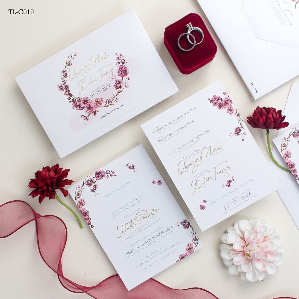 Thiệp Cưới Vòng Hoa Anh Đào Ép Kim Sang Trọng - TL-C019