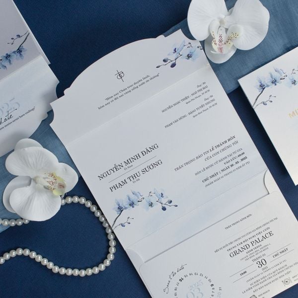 Thiệp Cưới Công Giáo Lan Hồ Điệp Xanh Thanh Tao & Vẹn Tròn - TILA-D002