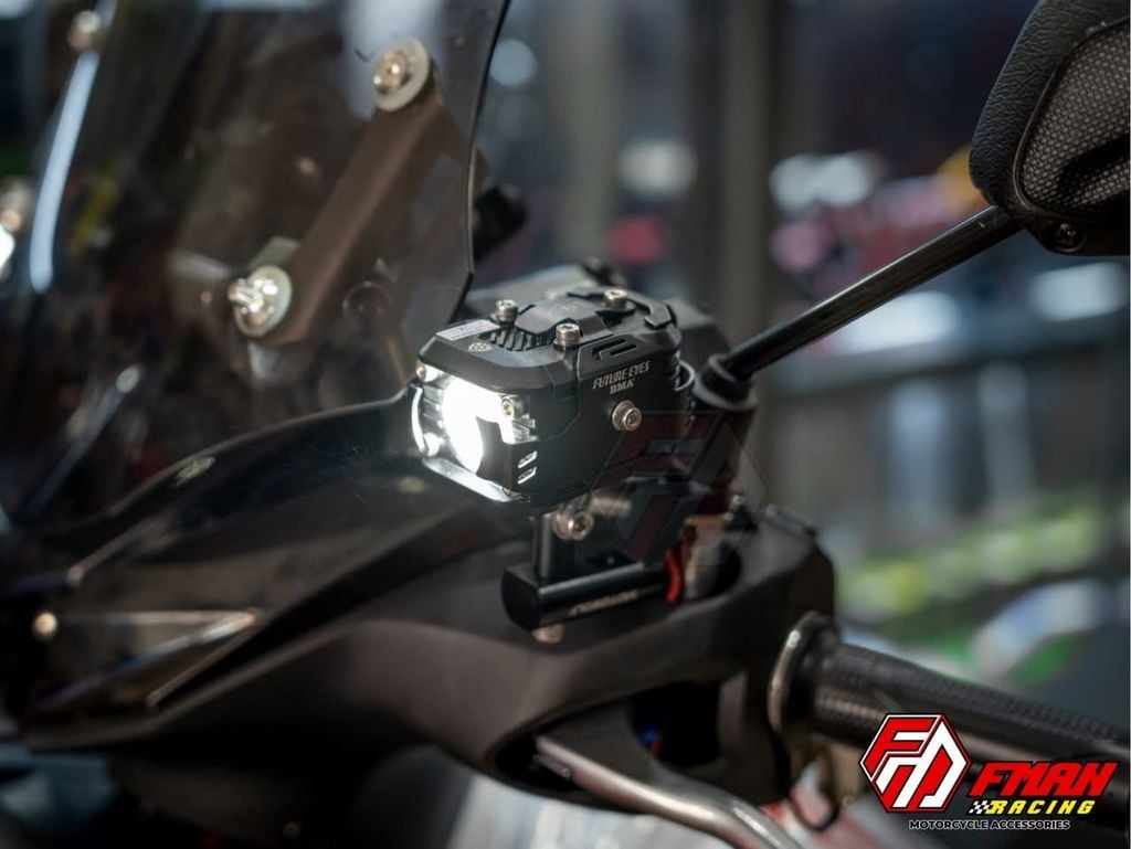 Đèn trợ sáng Future Eyes F150 chính hãng