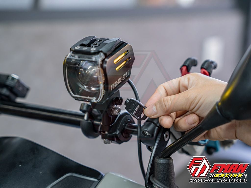 Đèn trợ sáng Future Eyes UF1 VIPER chính hãng
