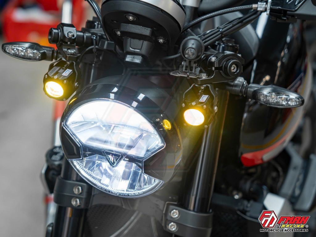 Đèn trợ sáng Future Eyes F150-S chính hãng