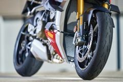 Lốp Pirelli Diablo Rosso 4 Corsa chính hãng