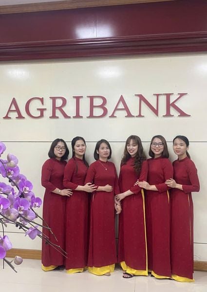  Đồng Phục Áo Dài Ngân Hàng Agribank 