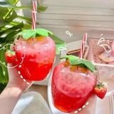  Bình nhựa đựng nước hình dâu tây 500 ml kèm ống hút 