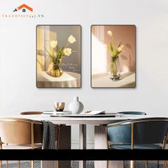 Bộ 2 Tranh Treo Tường Phòng Ngủ Hiện Đại Lông Vũ và Phụ Nữ Sang Trọng