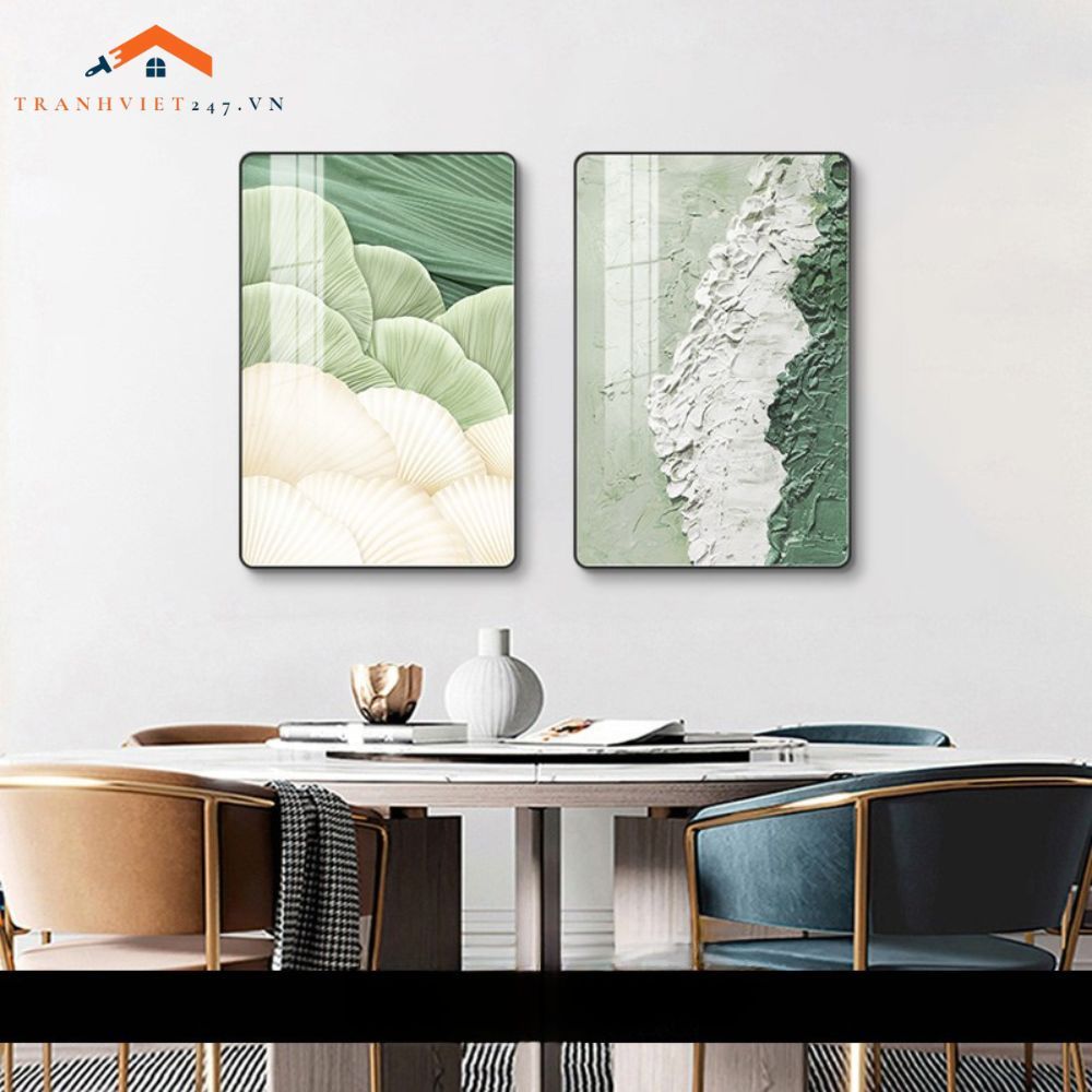 Bộ 2 Tranh Treo Tường Phòng Ngủ Hiện Đại Lông Vũ và Phụ Nữ Sang Trọng