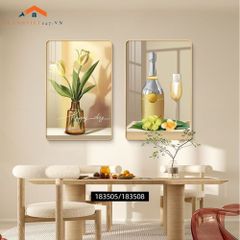 Tranh Trang Trí Nội Thất Hiện Đại Hoa Tulip và Rượu Vang - Bộ 2 Bức