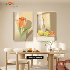 Tranh Trang Trí Nội Thất Hiện Đại Hoa Tulip và Rượu Vang - Bộ 2 Bức